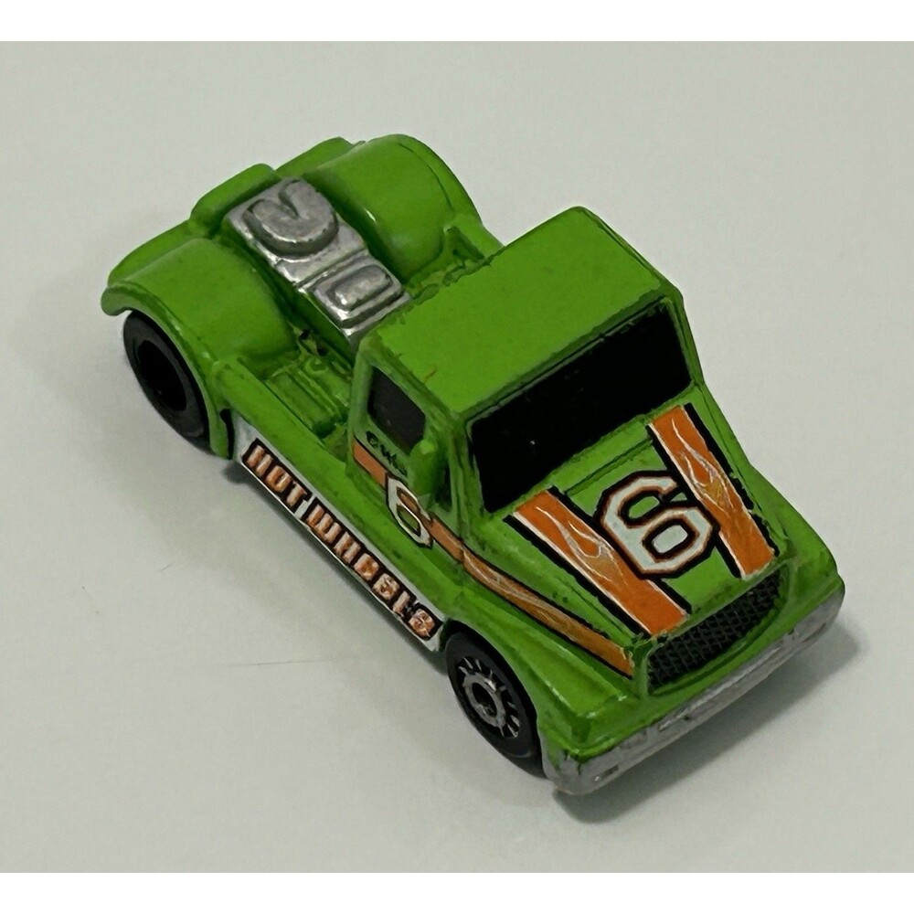 Hot Wheels Planet Micro Semi 1998 Rare Green #6